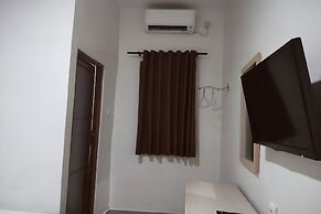 OYO 93536 Pondok Almirah