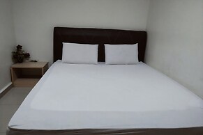 OYO 93536 Pondok Almirah