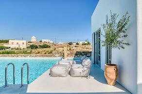 Lil Paros Luxury suites