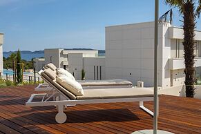 LIOQA Resort