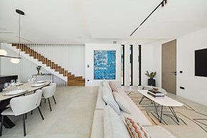 LIOQA Resort
