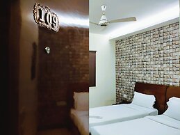 Athasri Hotel Infantry Road