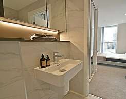 Top Floor 3-bed Penthouse in Manchester