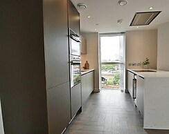 Top Floor 3-bed Penthouse in Manchester