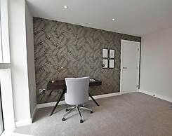 Top Floor 3-bed Penthouse in Manchester