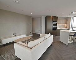 Top Floor 3-bed Penthouse in Manchester