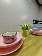 Budget Stay with Bay & City Lights View