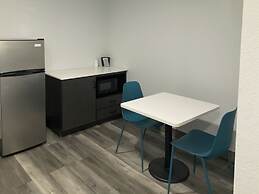 Studio 6 Suites Brenham, TX