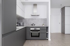 Apartment Near Zoo Katowice by Renters