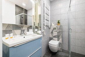Apartment Near Zoo Katowice by Renters