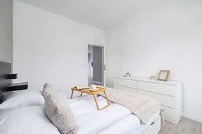 Apartment Near Zoo Katowice by Renters