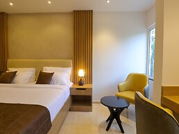 Hotel Grand Serene Mysore