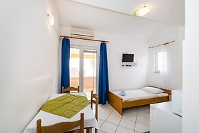 Nice Apartment Silvia 4 for 3 Persons