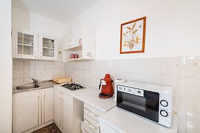 Nice Apartment Silvia 4 for 3 Persons