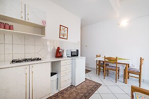 Nice Apartment Silvia 4 for 3 Persons