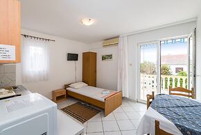 Nice Apartment Silvia 1 for 4 Persons