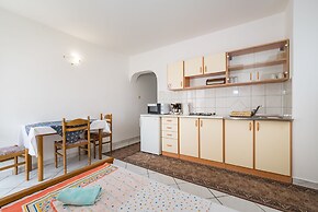 Nice Apartment Silvia 1 for 4 Persons