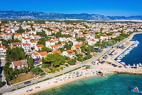 Nice Apartment Silvia 1 for 4 Persons