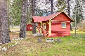 Serene Deborgia Hideaway: Hiking & Fishing Nearby