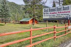 Serene Deborgia Hideaway: Hiking & Fishing Nearby