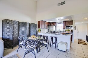 Palm Desert Condo w/ Patio & Golf Course Views!