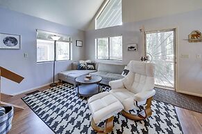 Near Hiking & Fishing: Munds Park Cabin w/ Deck