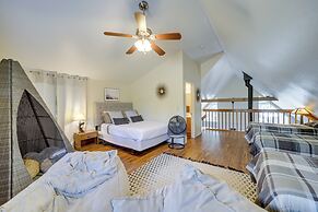 Near Hiking & Fishing: Munds Park Cabin w/ Deck