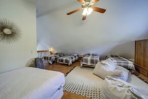 Near Hiking & Fishing: Munds Park Cabin w/ Deck