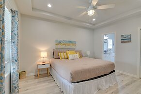 Crystal Beach Home w/ Covered Patio: Pets Welcome!