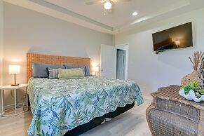 Crystal Beach Home w/ Covered Patio: Pets Welcome!
