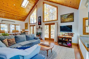 Delaware 'wooded River Retreat' w/ Views & More