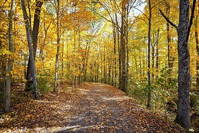 Delaware 'wooded River Retreat' w/ Views & More