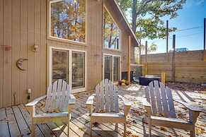 Delaware 'wooded River Retreat' w/ Views & More