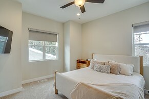 Spacious Utah Escape w/ Balcony & Mountain Views!