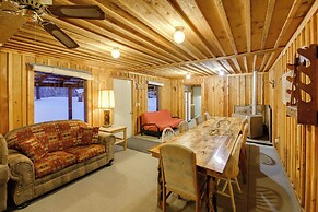 Quaint Deborgia Retreat: Black Diamond Guest Ranch