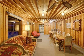 Quaint Deborgia Retreat: Black Diamond Guest Ranch