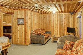 Quaint Deborgia Retreat: Black Diamond Guest Ranch