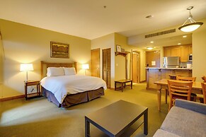 Ski-in/ski-out Park City Studio w/ Pool Access!