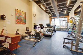 Ski-in/ski-out Park City Studio w/ Pool Access!