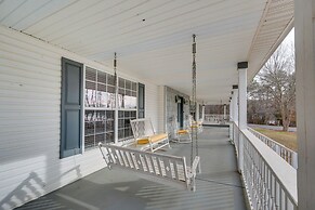 Spacious Mooresville Home w/ Lake Norman View!