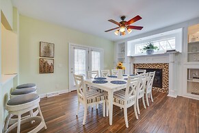 Spacious Mooresville Home w/ Lake Norman View!