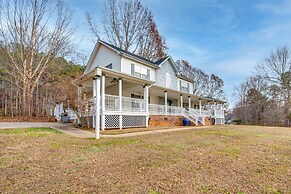 Spacious Mooresville Home w/ Lake Norman View!
