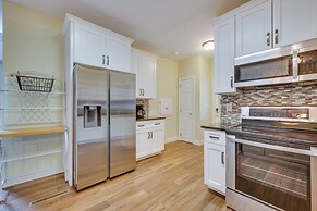 Spacious Mooresville Home w/ Lake Norman View!