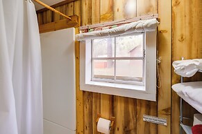 Black Diamond Guest Ranch Cabin w/ Lodge Access!