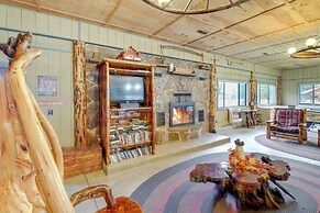 Black Diamond Guest Ranch Cabin w/ Lodge Access!