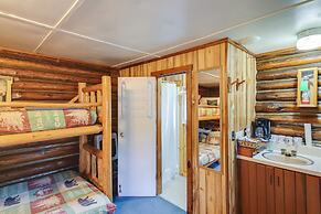 Black Diamond Guest Ranch Cabin w/ Lodge Access!