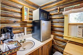 Black Diamond Guest Ranch Cabin w/ Lodge Access!