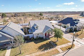 Centrally Located Abilene Home Near ACU & Downtown