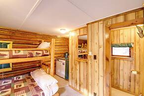 Black Diamond Guest Ranch Studio: Hike & Fish