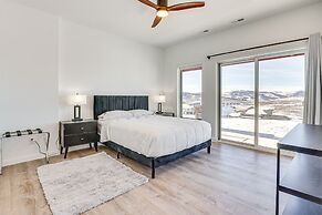 Mtn-view Deck + Game Room: Granby Getaway